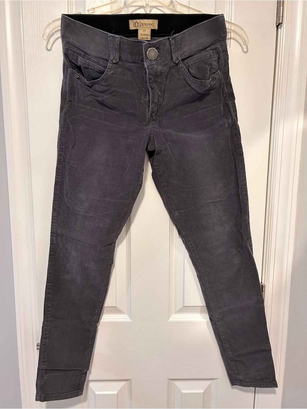 Democracy Women's Slim Skinny Jeans in Charcoal Gray